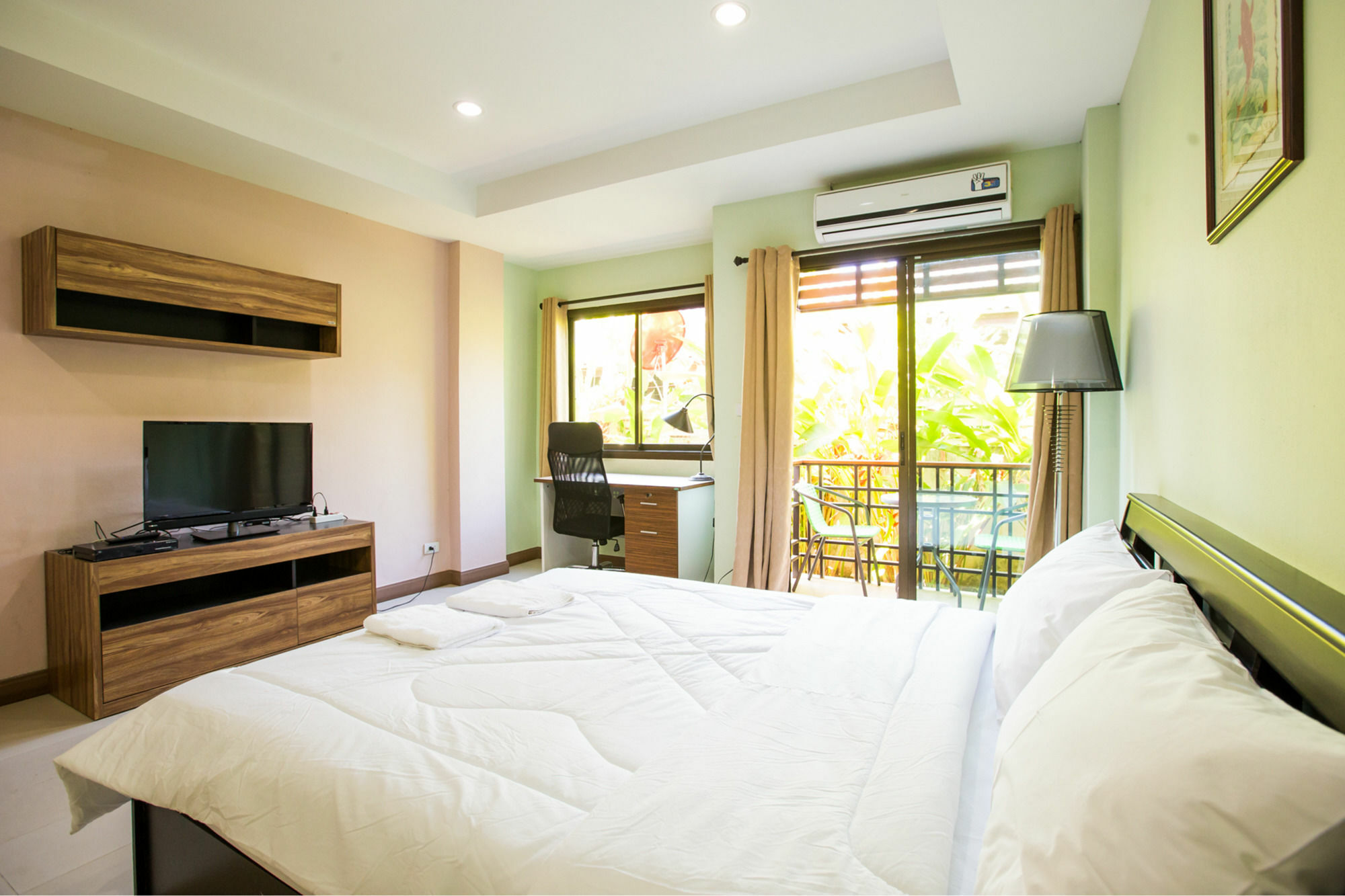 Banlanna Hotel Lampang Exterior foto