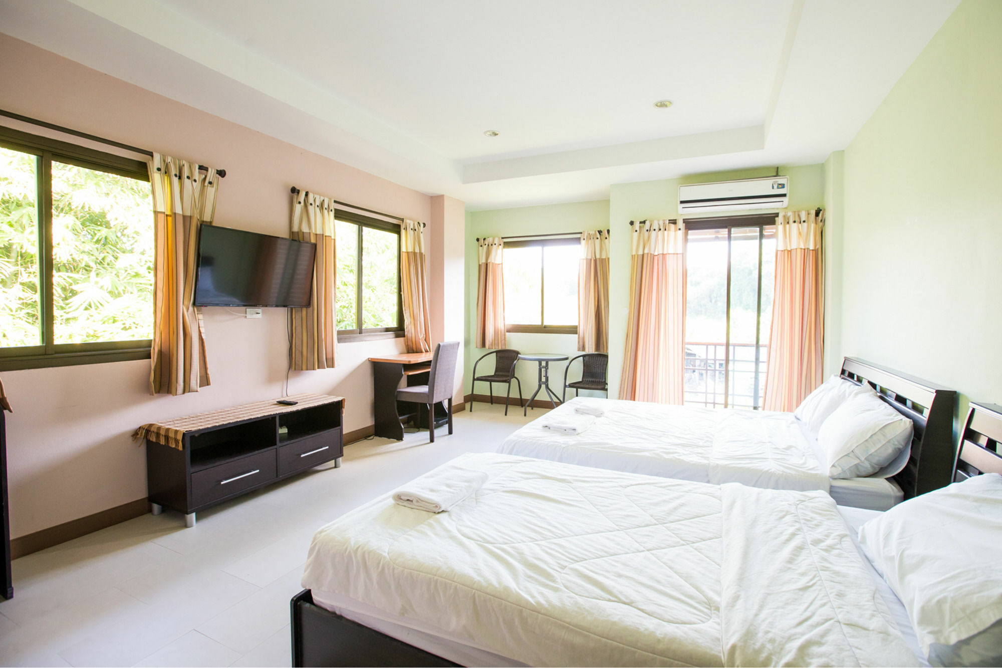 Banlanna Hotel Lampang Exterior foto